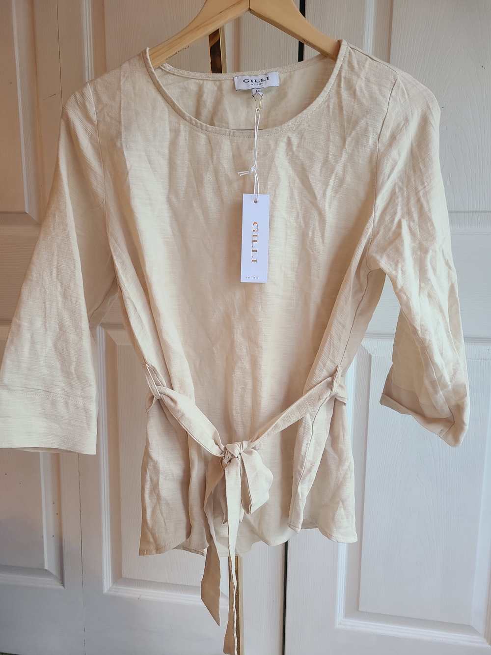 Gilli Cream Tie-Waist Tunic Top